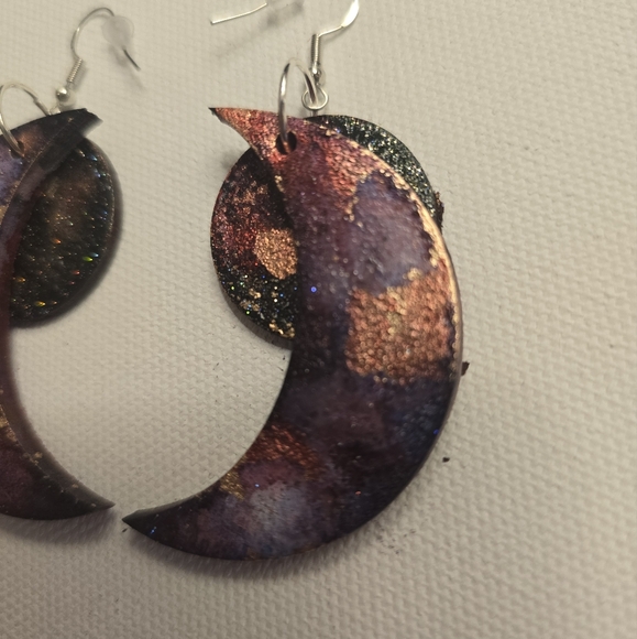 HANDCRAFTED Wood Crecent Moon Pierced Earrings HANDPAINTED ARTISAN Jewelry - Picture 8 of 16